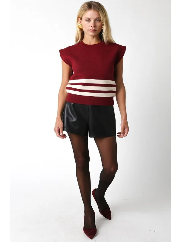 Effortlessly chic outfits for the modern woman   Susan High Rise Faux Leather Shorts