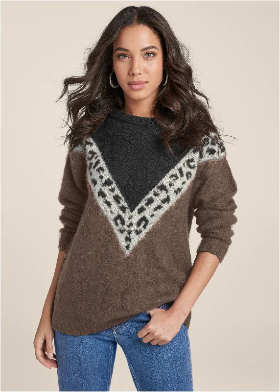 Sporty-chic women’s apparel for active lifestyles   Leopard Stripe Sweater - Black Multi