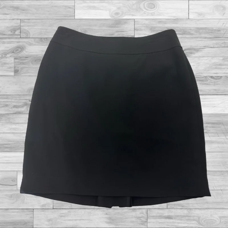 Skirt Mini & Short By Ann Taylor In Black, Size: 2