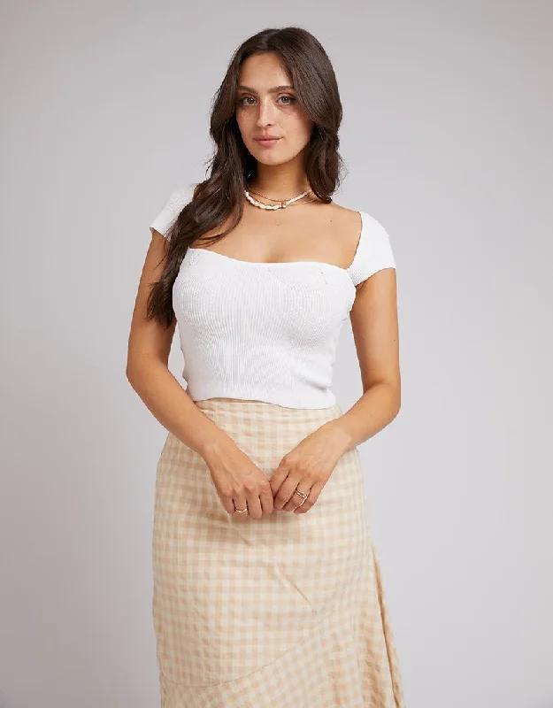 Find your perfect fit with stylish women’s clothing   All About Eve Elsie Knit Top